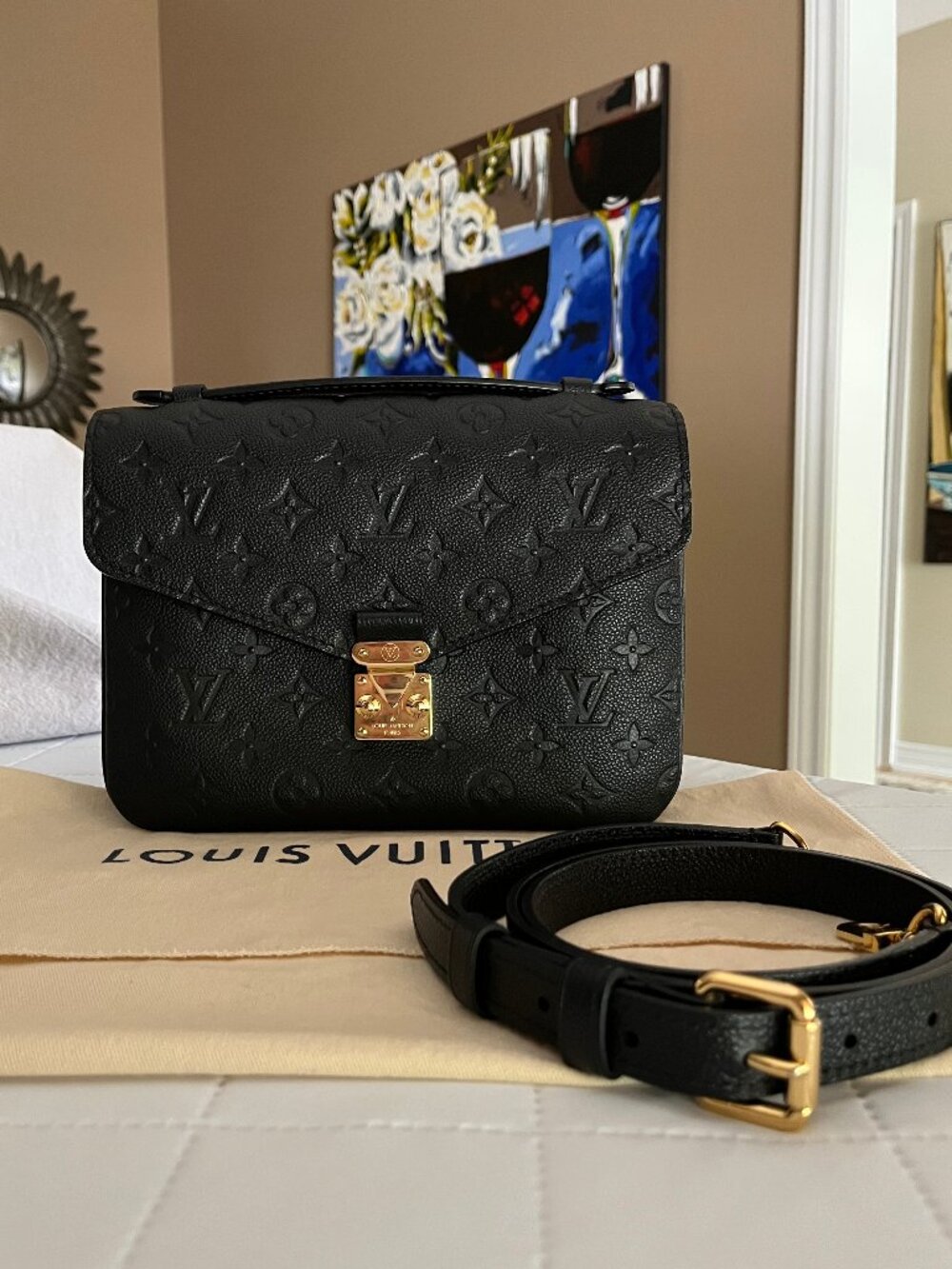 Louis Vuitton Pochette Métis in Monogram Empreinte Black Leather - Authentic - Picture 4 of 17
